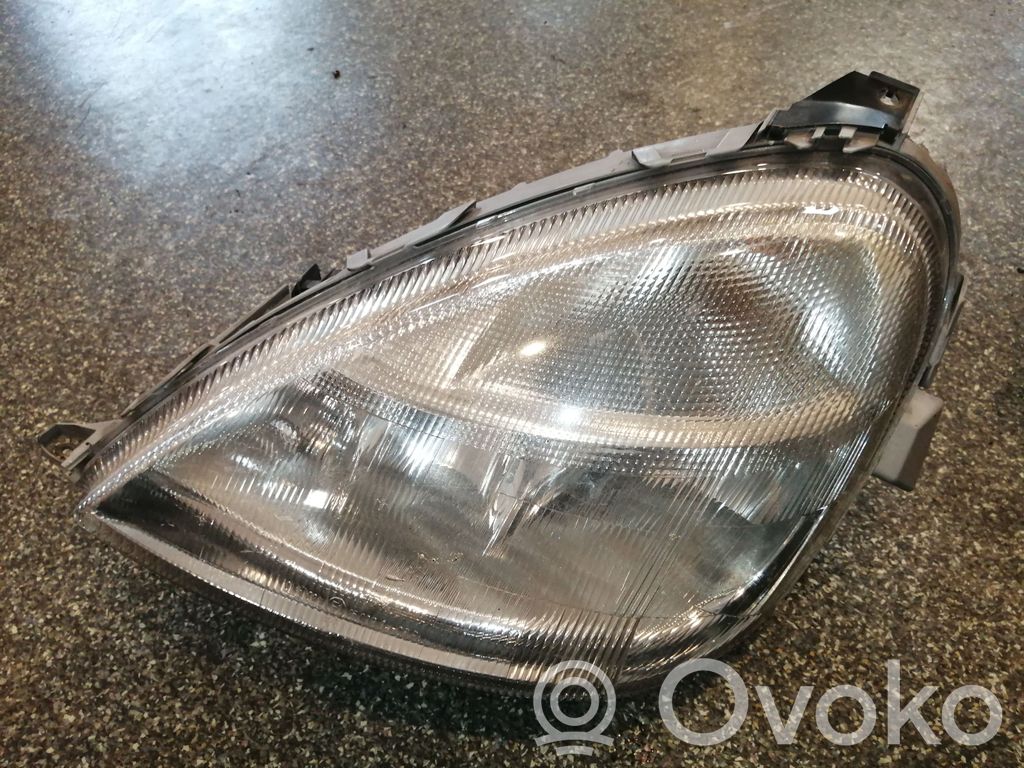 Mercedes-Benz A W168 Lampa przednia 