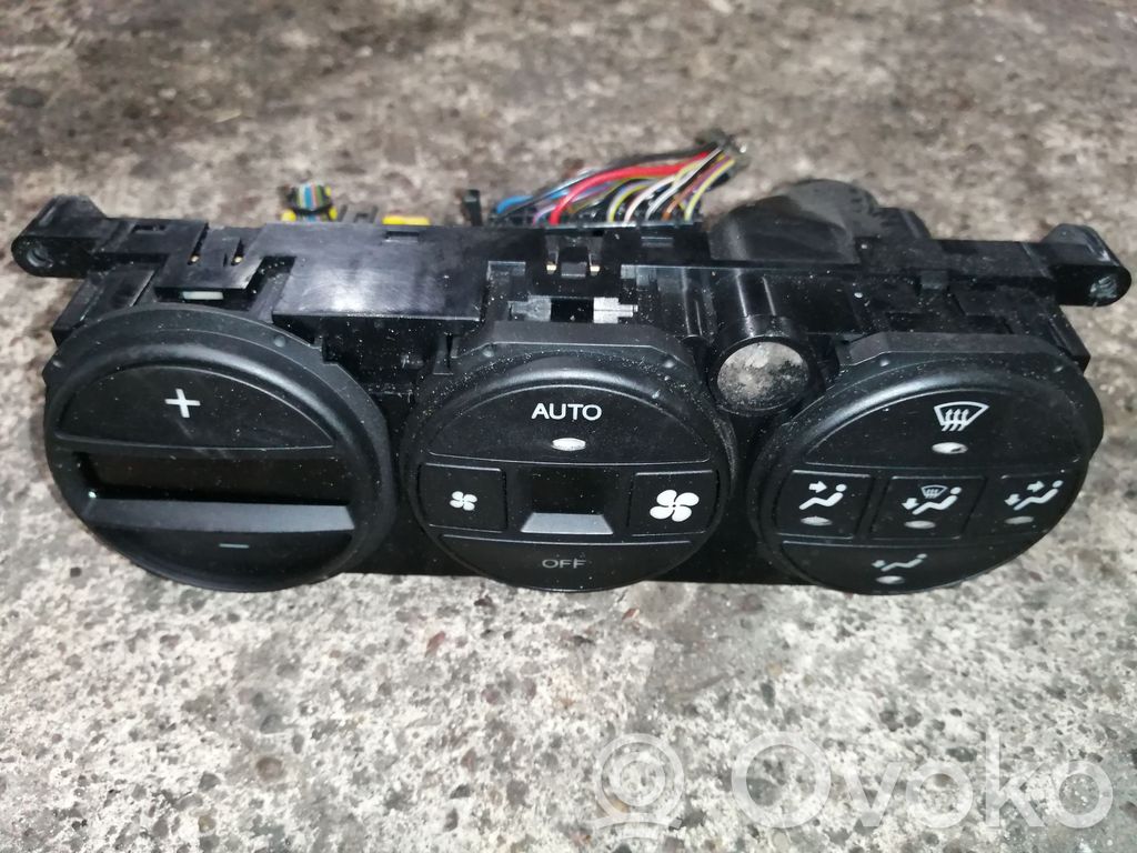 Opel Vectra B Climate control unit 