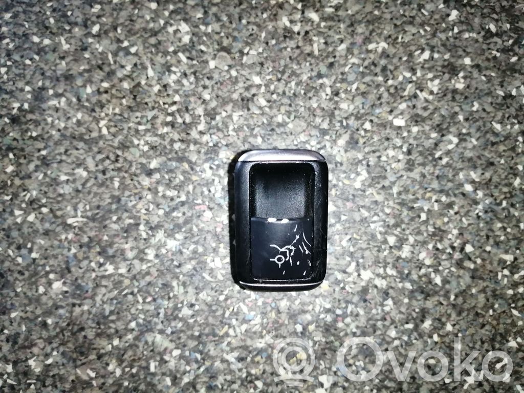Mercedes-Benz E W212 Tailgate opening switch 