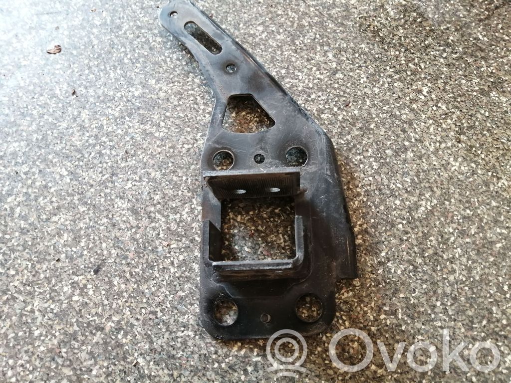 Radiator support slam panel bracket   4F0805500