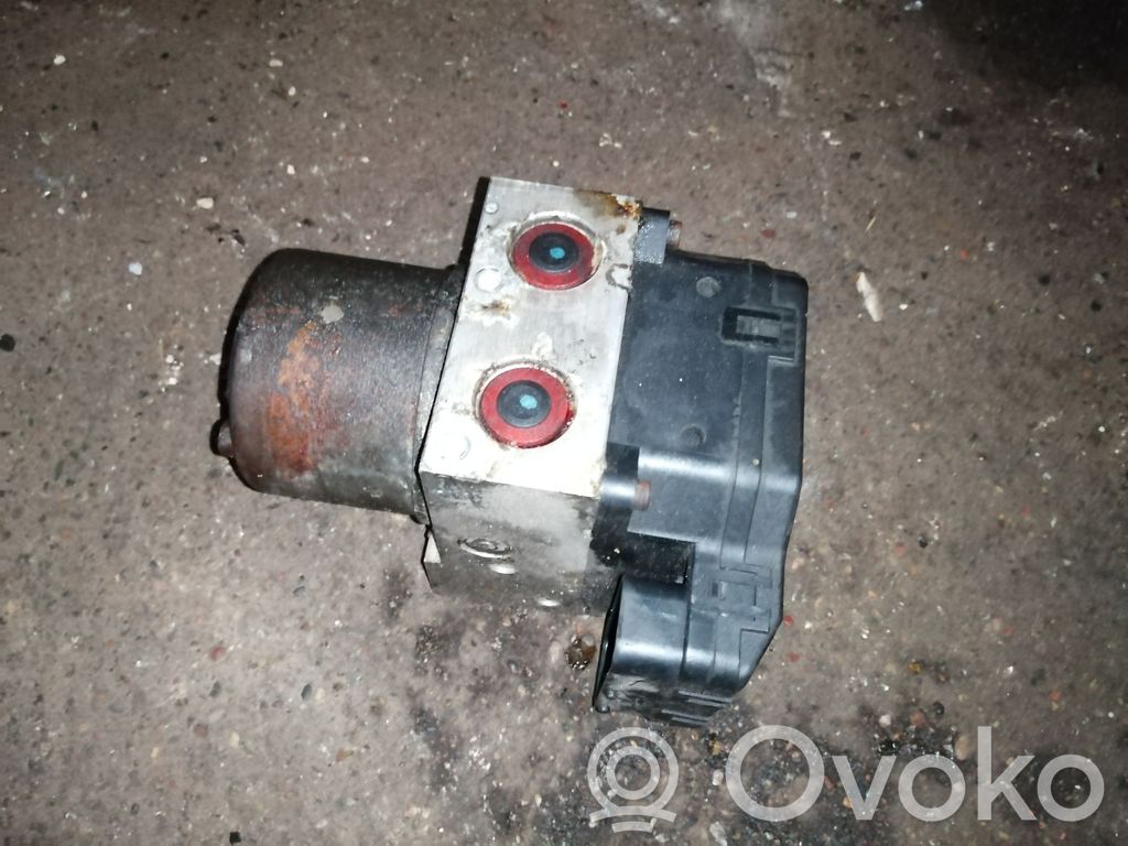 Hyundai Trajet Bomba de ABS 