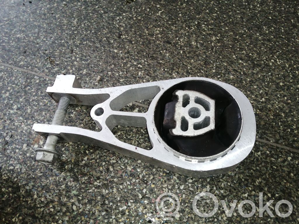 Buick Encore GX I Engine mounting bracket 