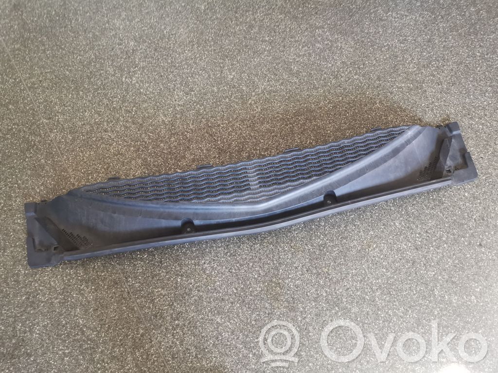 Renault Modus Wiper trim 