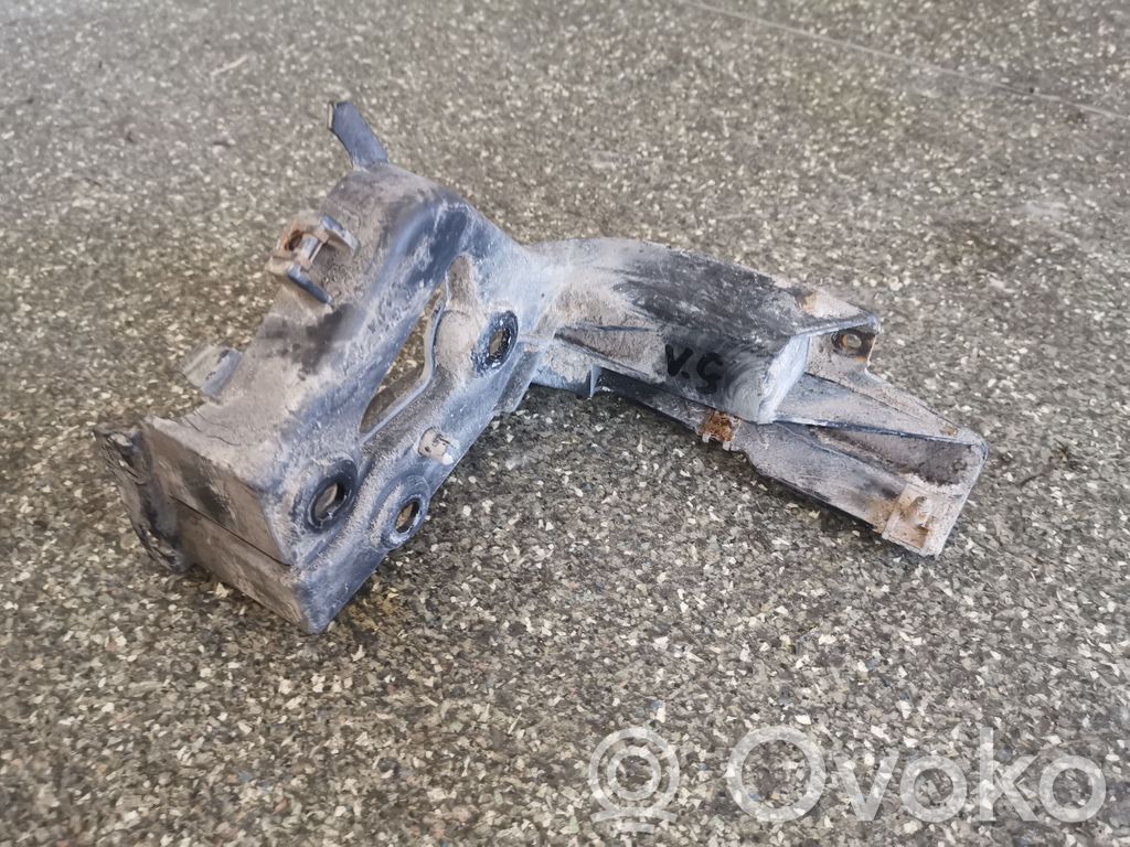 Audi A8 S8 D3 4E Rear bumper mounting bracket 