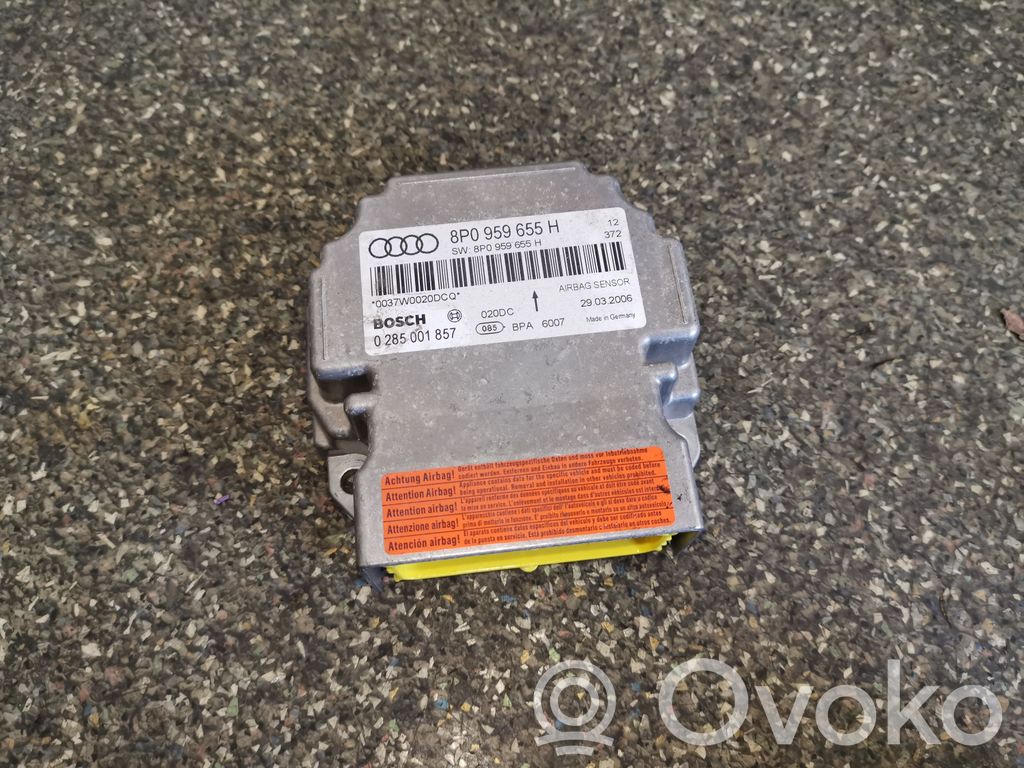 Audi A3 S3 8P Airbag control unit/module 