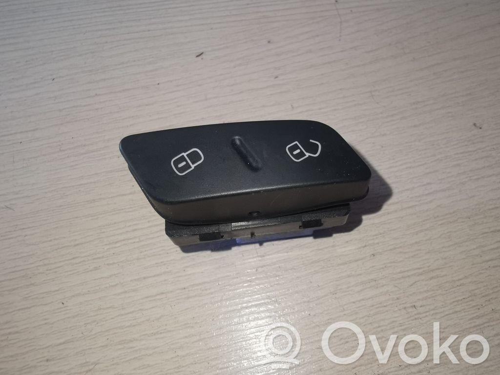 Volkswagen PASSAT B7 Central locking switch button 
