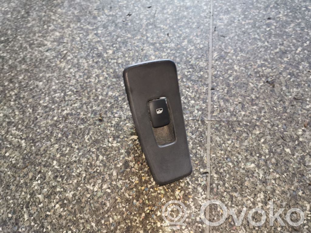 Chrysler Pacifica Electric window control switch 