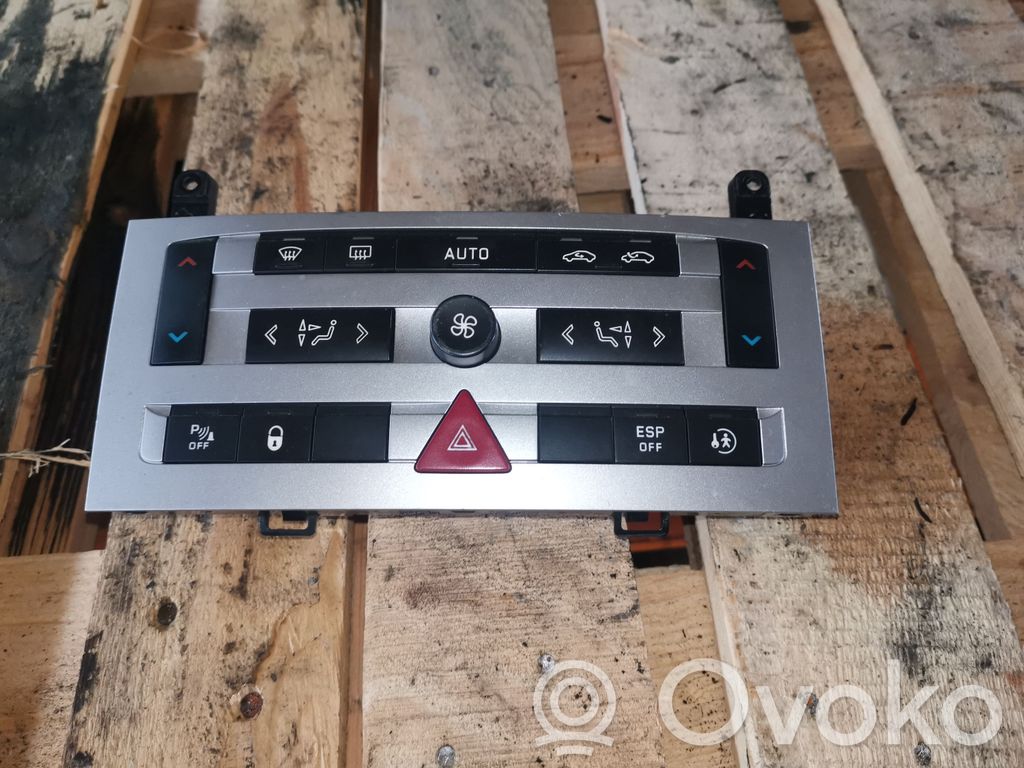 Peugeot 407 Climate control unit 