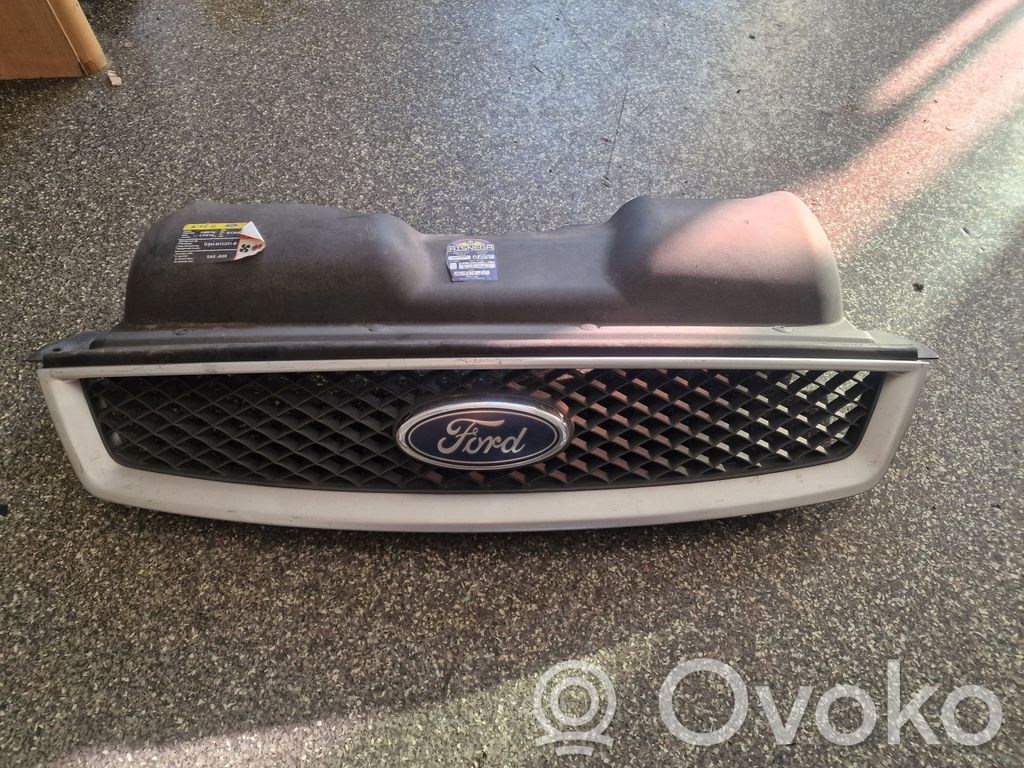 Ford Mondeo Mk III Front bumper upper radiator grill 