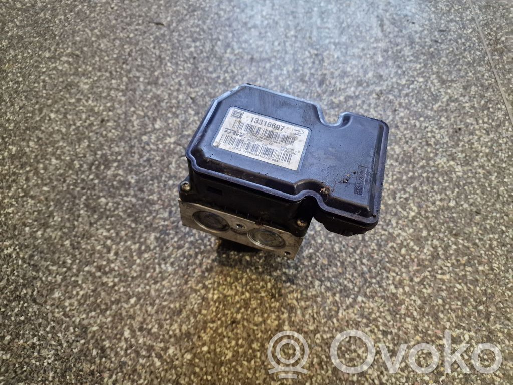 Opel Insignia A ABS bloks 