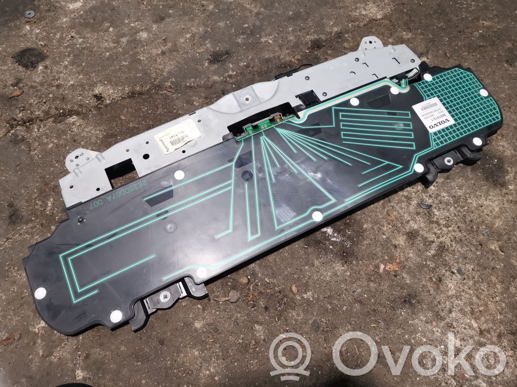 Volvo XC90 GPS-pystyantenni 