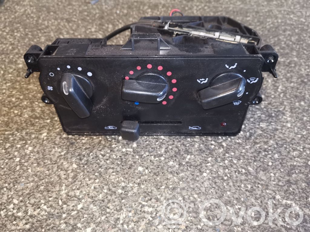 Nissan Micra Climate control unit 