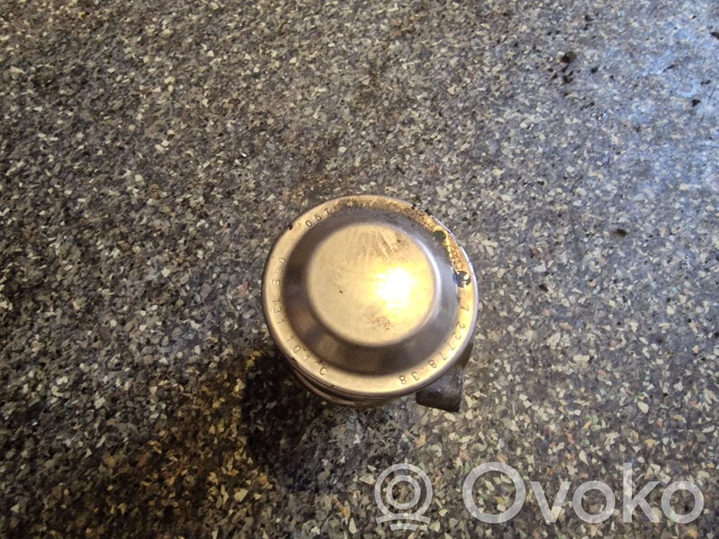 Audi A6 S6 C6 4F Válvula EGR 