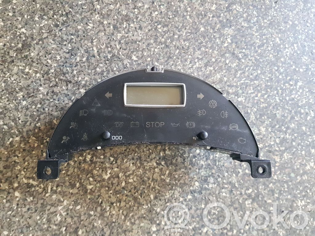 Peugeot 807 Screen/display/small screen 