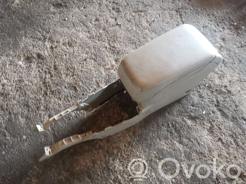 Armrest   92174AJ00A