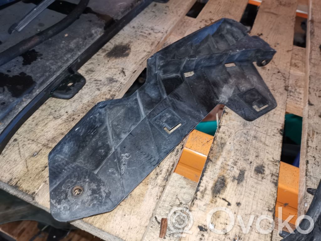 Volvo V70 Front bumper mounting bracket 