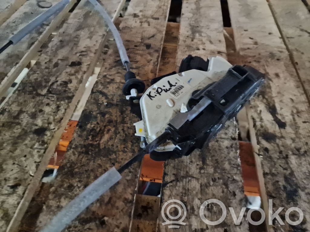 Skoda Superb B8 (3V) Front door lock 