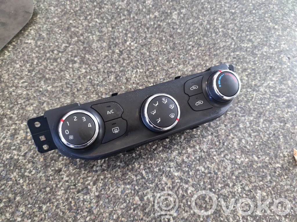 KIA Ceed Climate control unit 