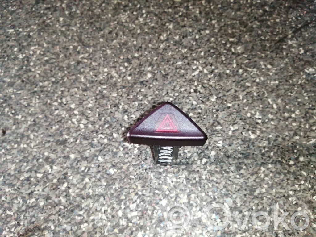Hazard light switch   9441045