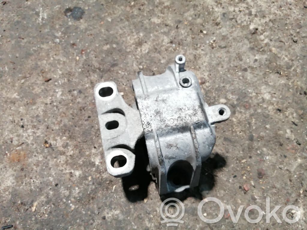 Engine mount bracket   1K0199262AJ