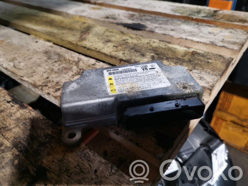 Chevrolet Captiva Airbag control unit/module 