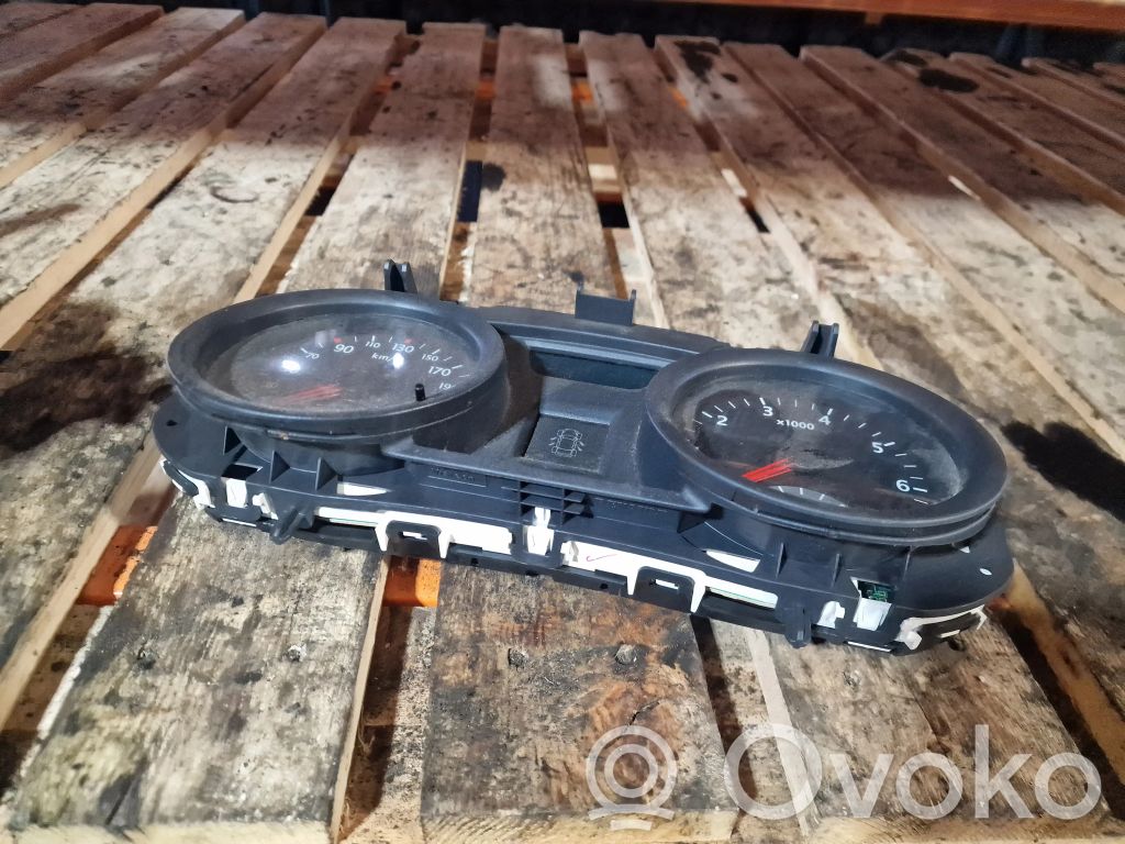 Renault Megane II Speedometer (instrument cluster) 