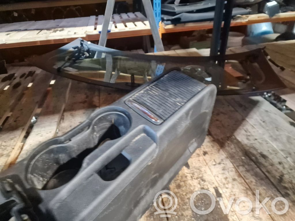 Buick Encore I Armrest 