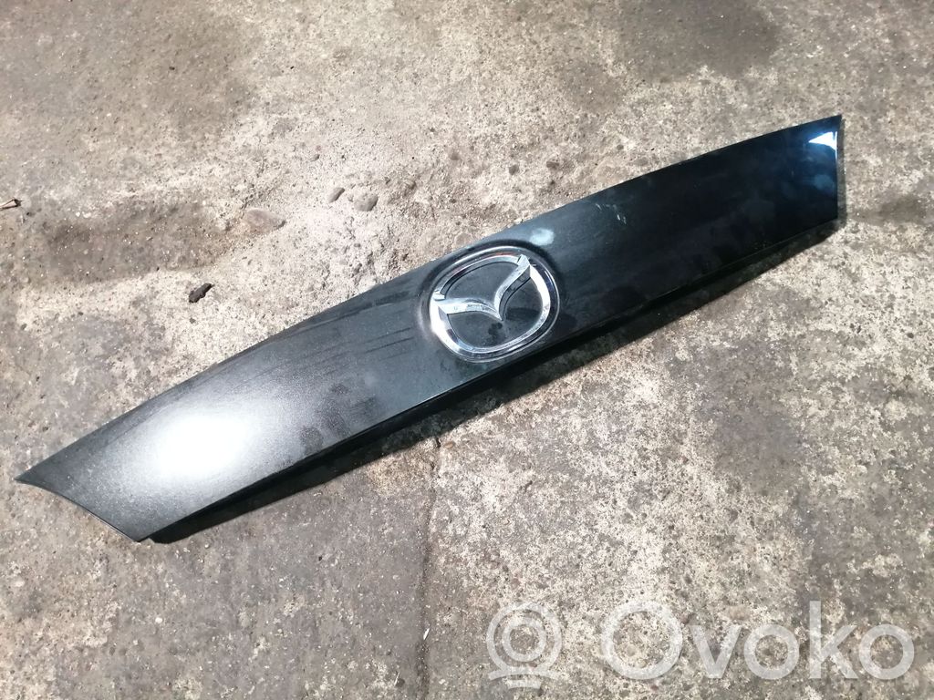 Mazda 6 Trunk door license plate light bar 
