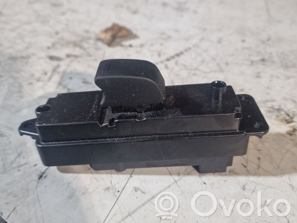 Mazda 6 Electric window control switch 