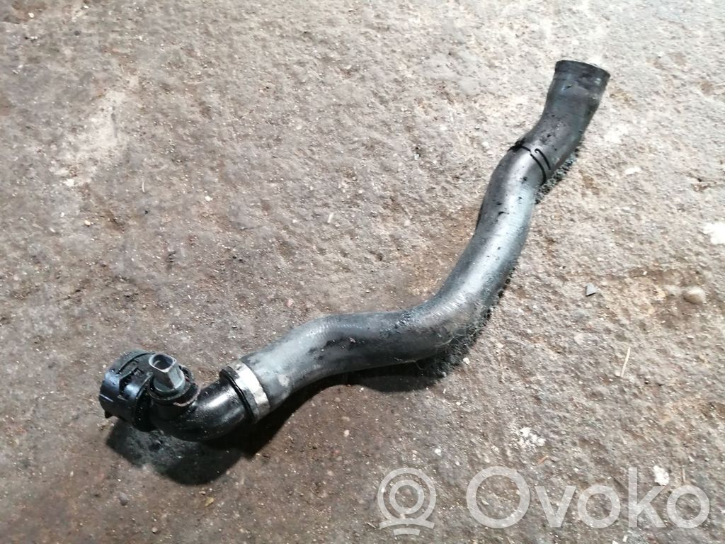 Audi Q7 4L Engine coolant pipe/hose 