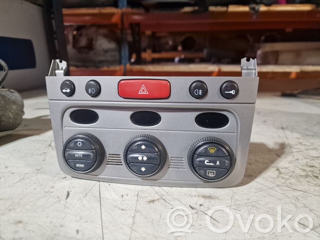 Alfa Romeo 147 Climate control unit 