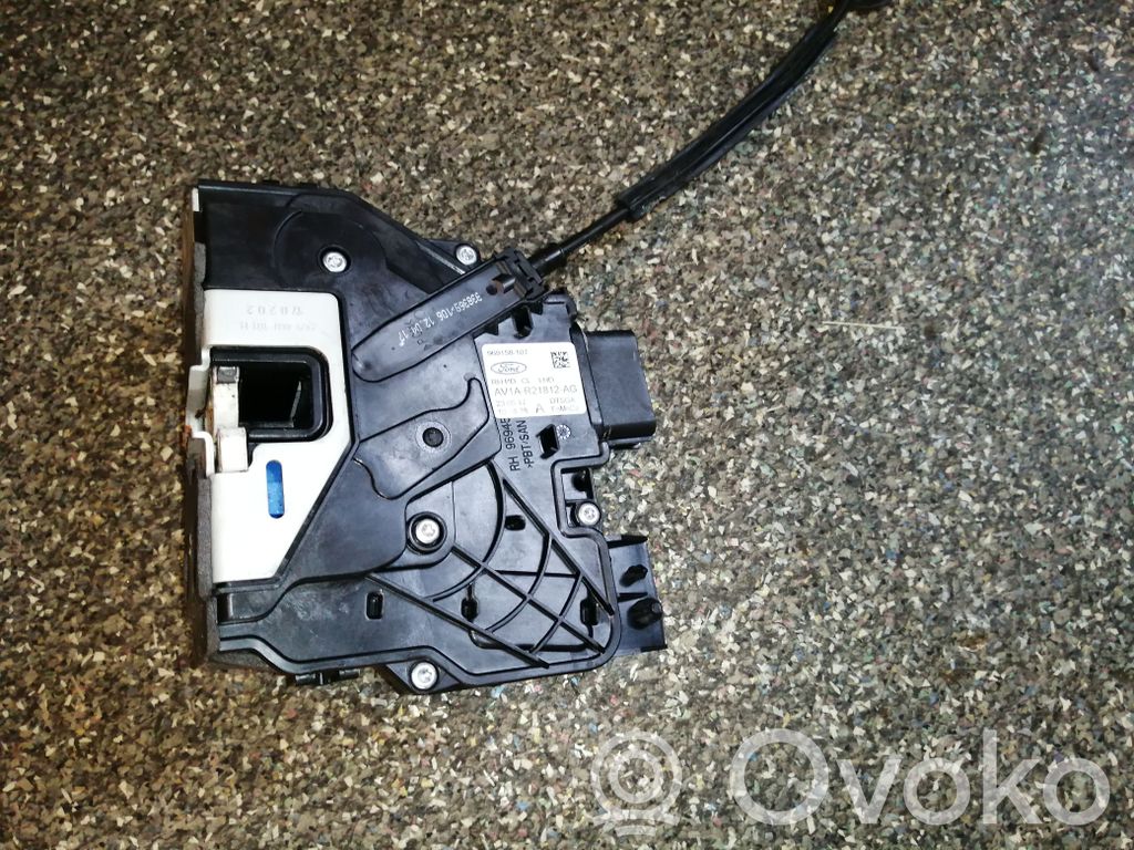 Ford B-MAX Priekšpusē slēdzene 