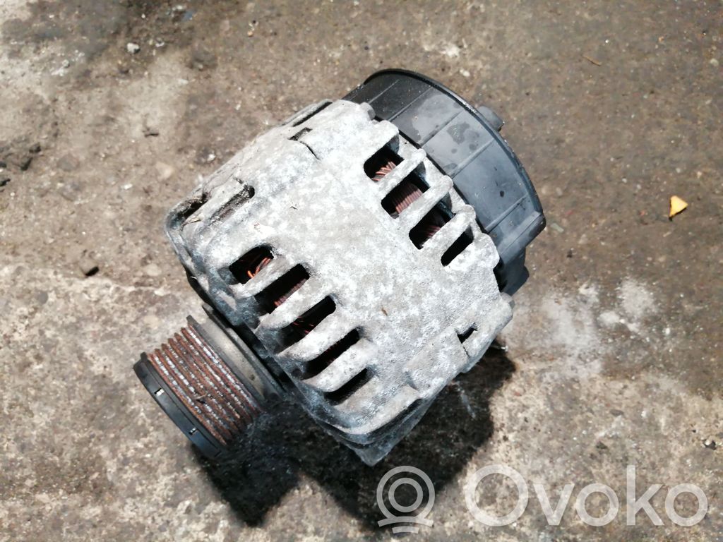 Renault Megane III Ģenerators 