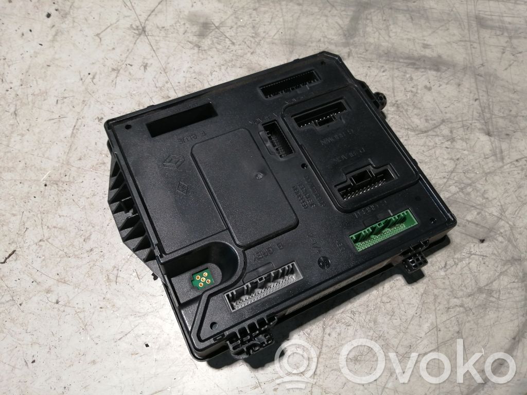Renault Megane III Módulo de confort/conveniencia 