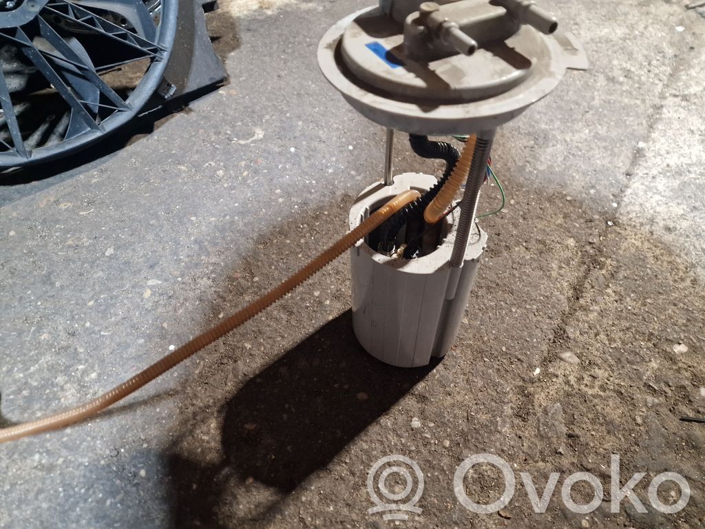Opel Antara Bomba interna de combustible 