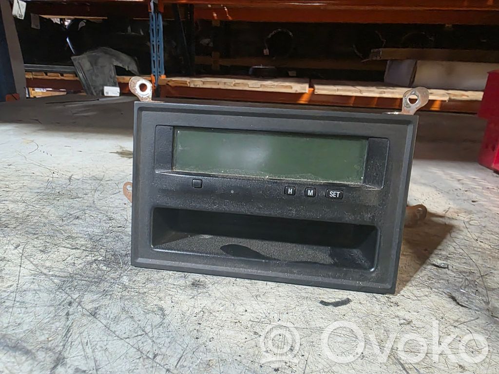 Mitsubishi Grandis Monitor / wyświetlacz / ekran 