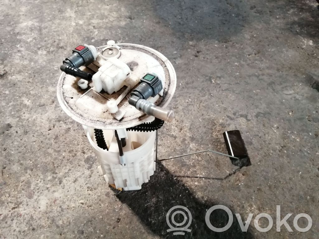 Renault Master II Bomba interna de combustible 