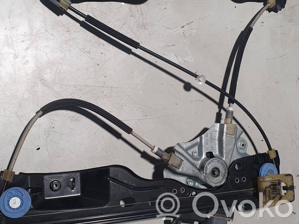 Opel Astra J Front door window regulator with motor 