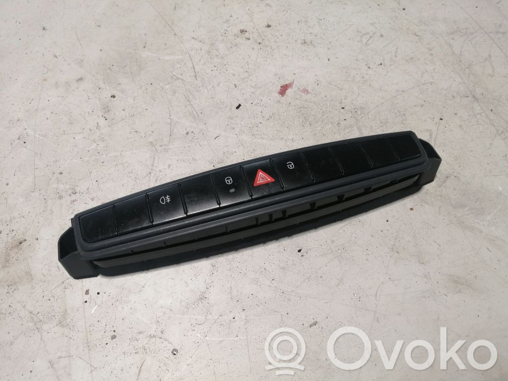 Smart ForFour I Hazard light switch 