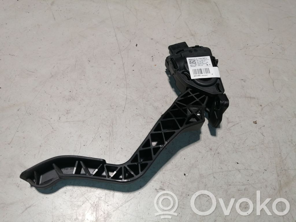 Peugeot 2008 I Accelerator throttle pedal 