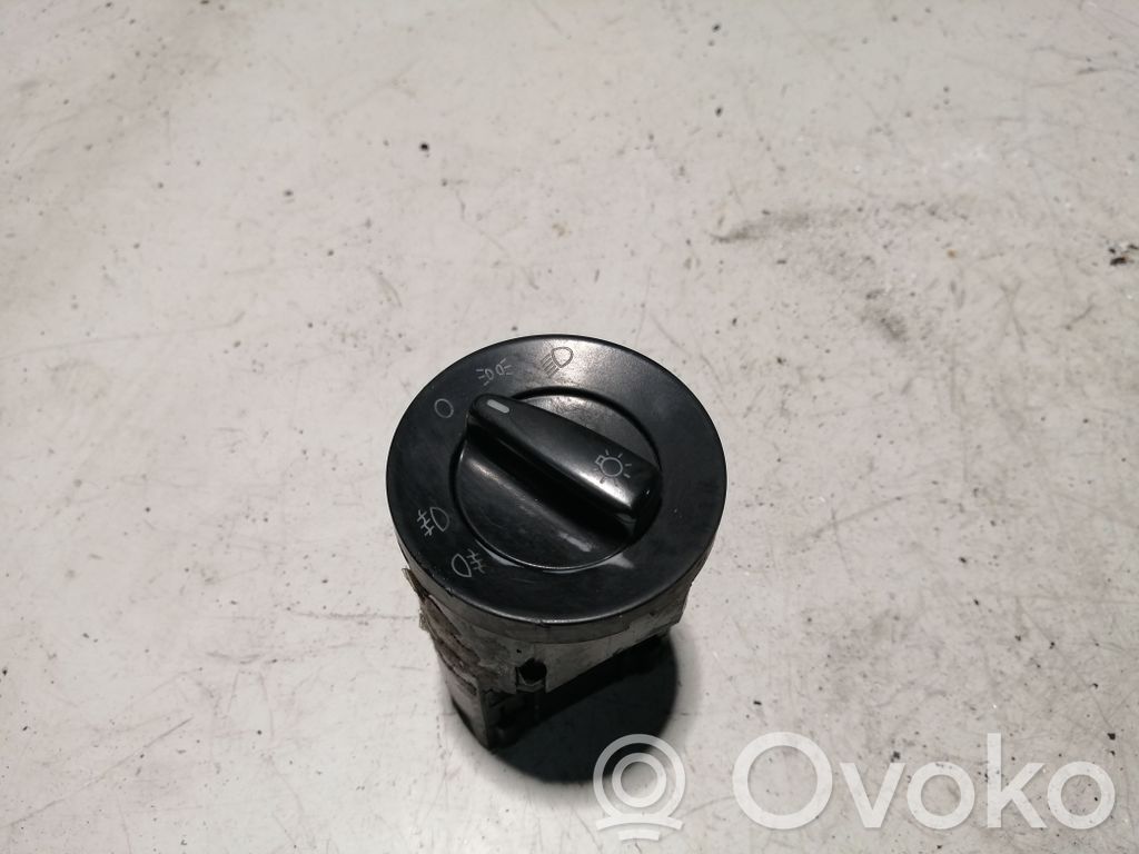 Lichtschalter   3B0941531C