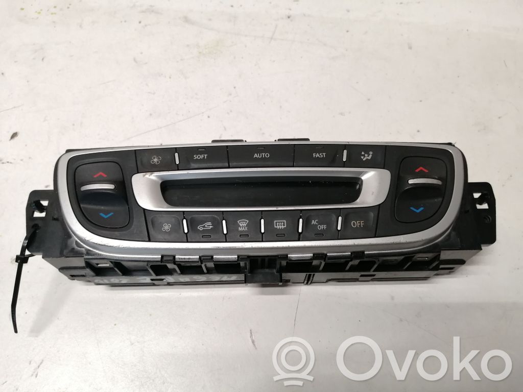 Renault Megane III Climate control unit 