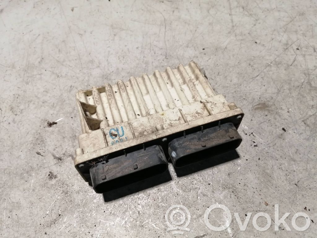 Opel Zafira A Unidad de control del ventilador 