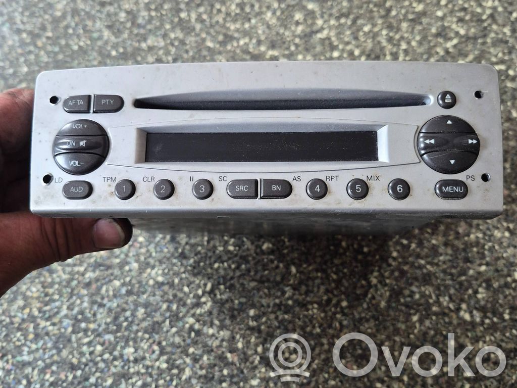 Panel / Radioodtwarzacz CD/DVD/GPS   7640378316,156028922