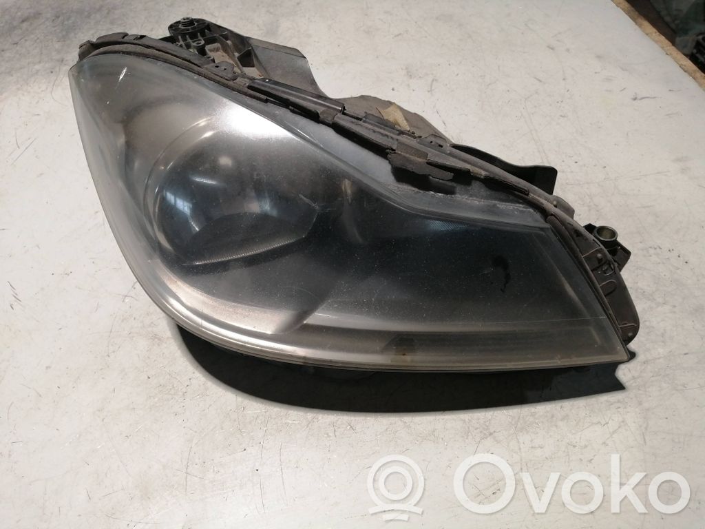 Mercedes-Benz C W204 Phare frontale 