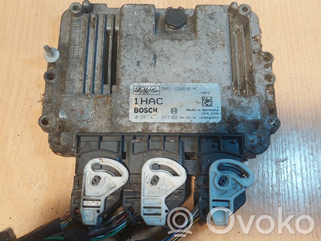 Ford Focus C-MAX Engine control unit/module ECU 