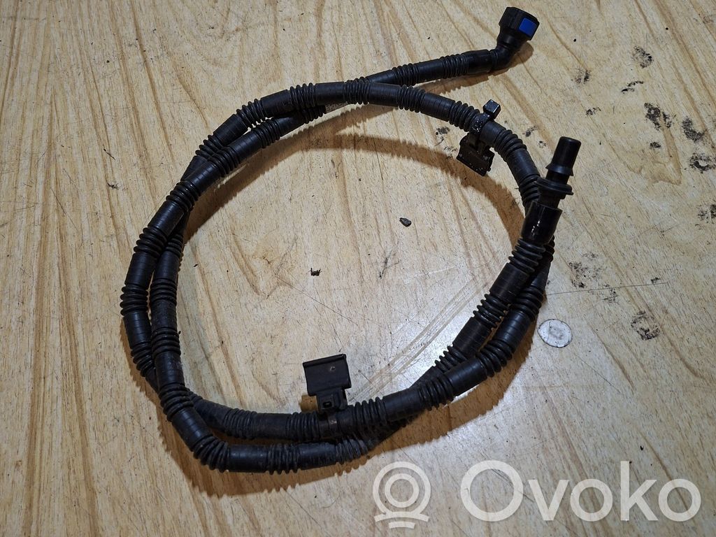 Audi A4 S4 B9 Wąż / Przewód spryskiwacza lampy przedniej 