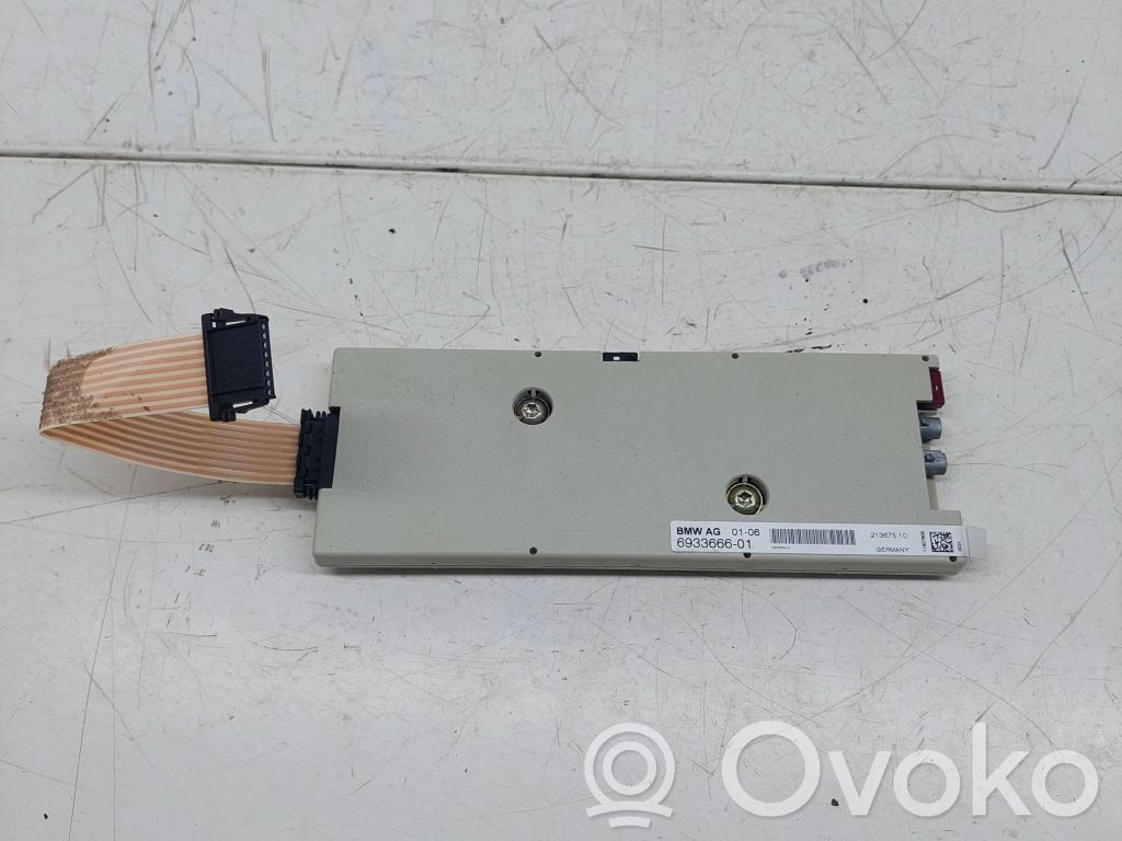 BMW 7 E65 E66 Antenos stiprintuvas 
