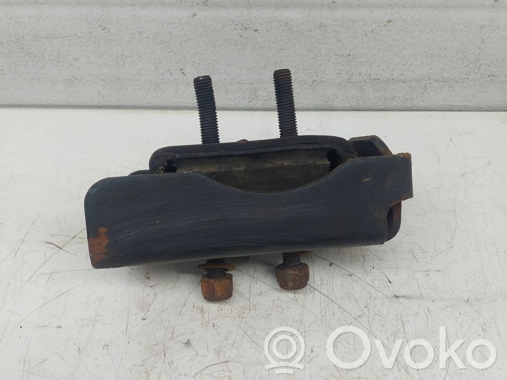 Iveco Daily 4th gen Engine mount bracket 