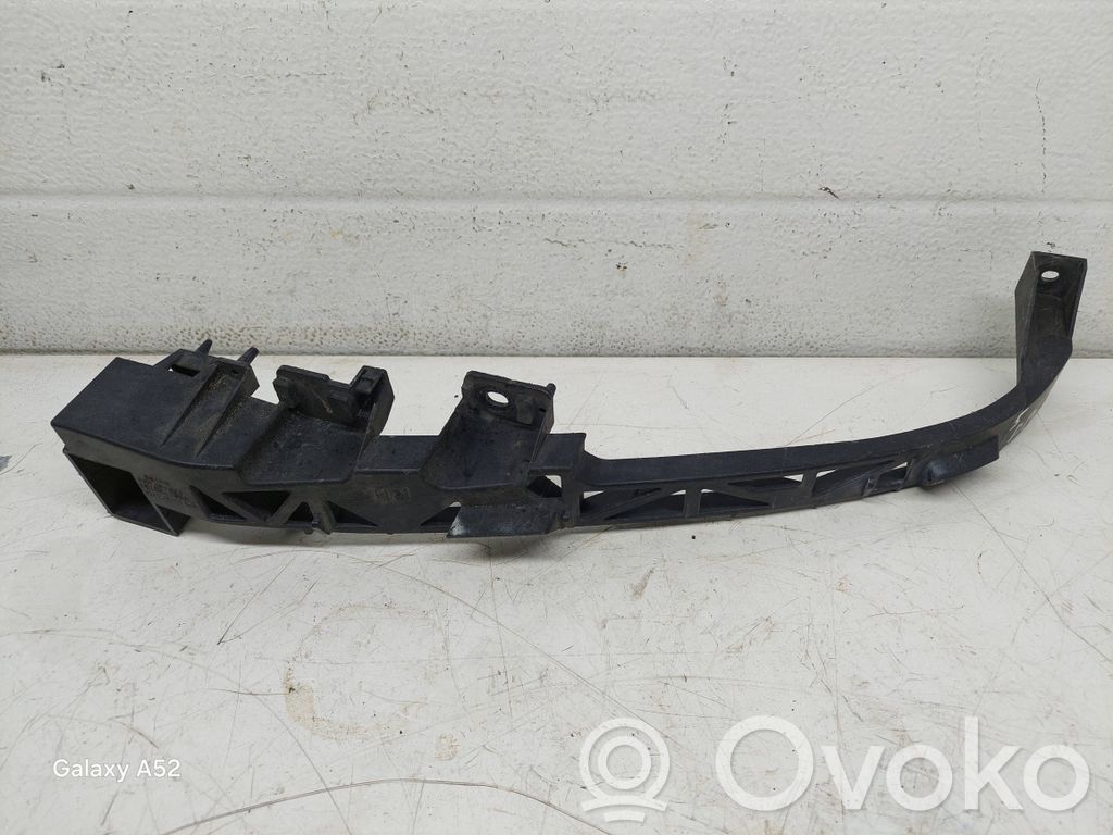Mazda 5 Headlight/headlamp mounting bracket 